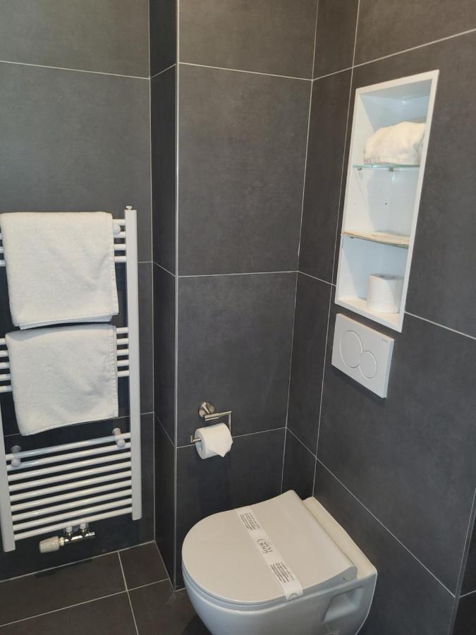 Guesthaus 2 Hotel Dudelange Ngoại thất bức ảnh